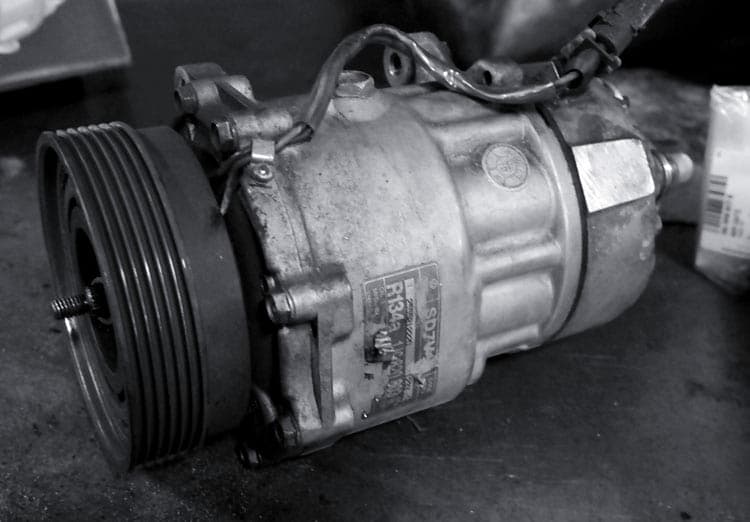 VW Golf TDI A/C Compressor Failure, Repair