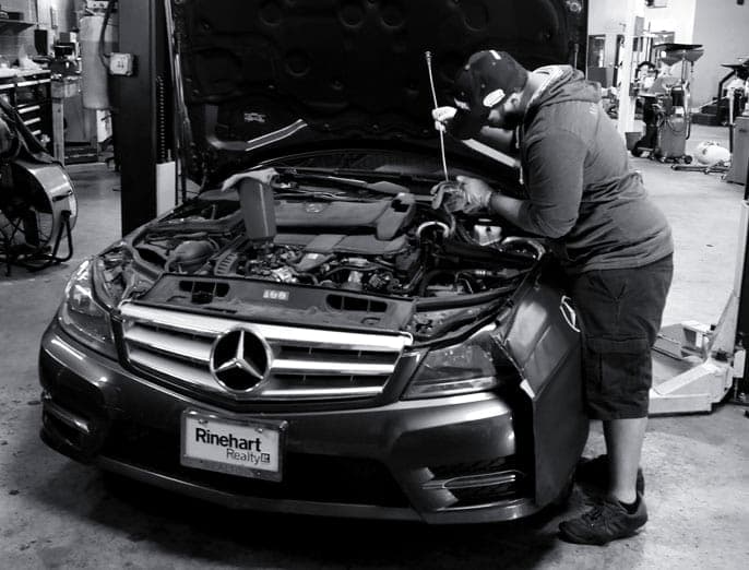 Charlotte Mercedes Benz C300 Service A