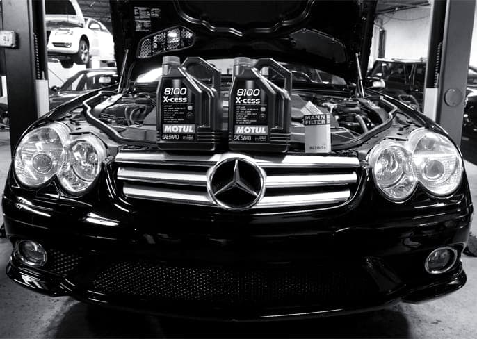 Mercedes Benz SL550 Service