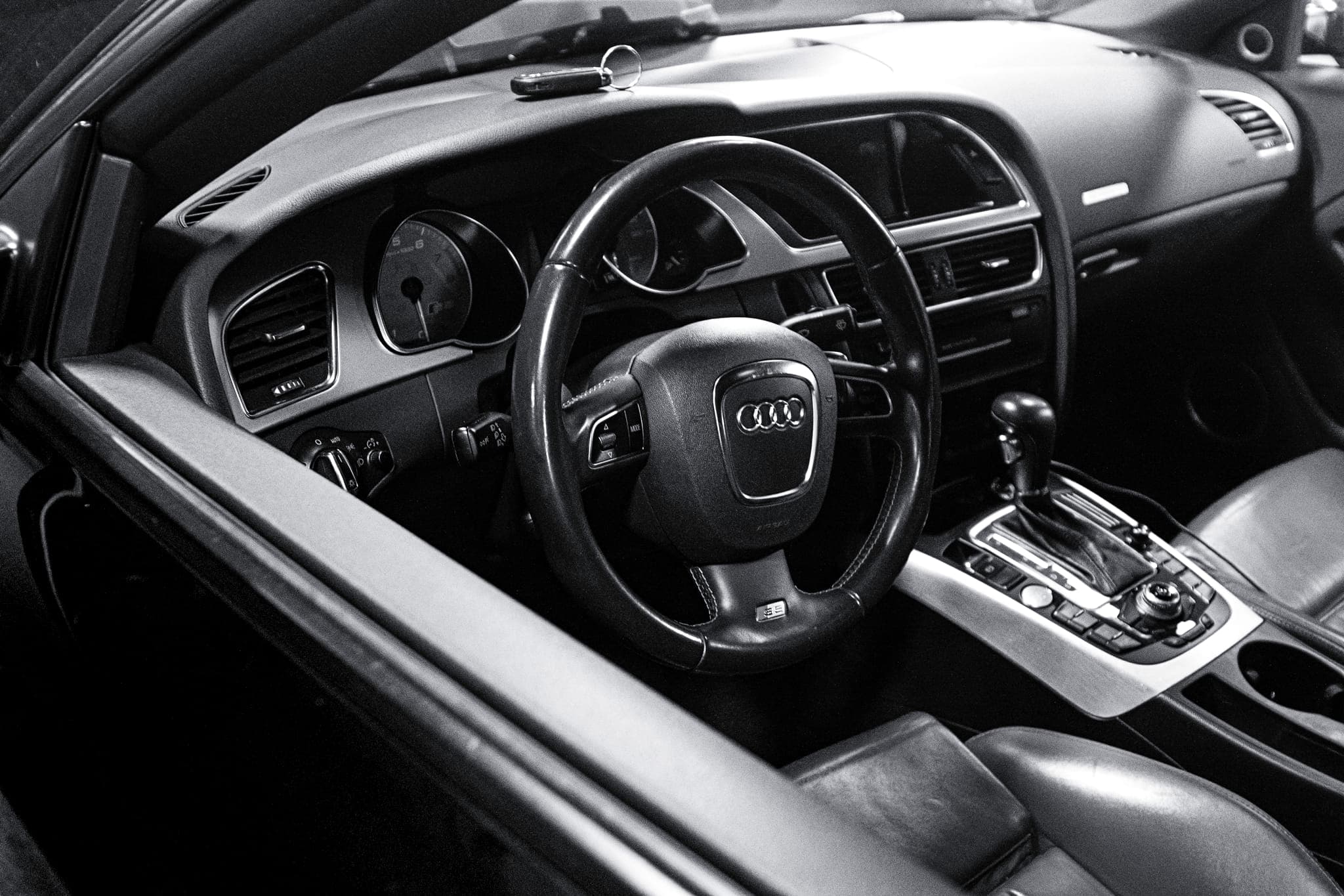 Audi S5 Carbon Cleaning and New Injectors
