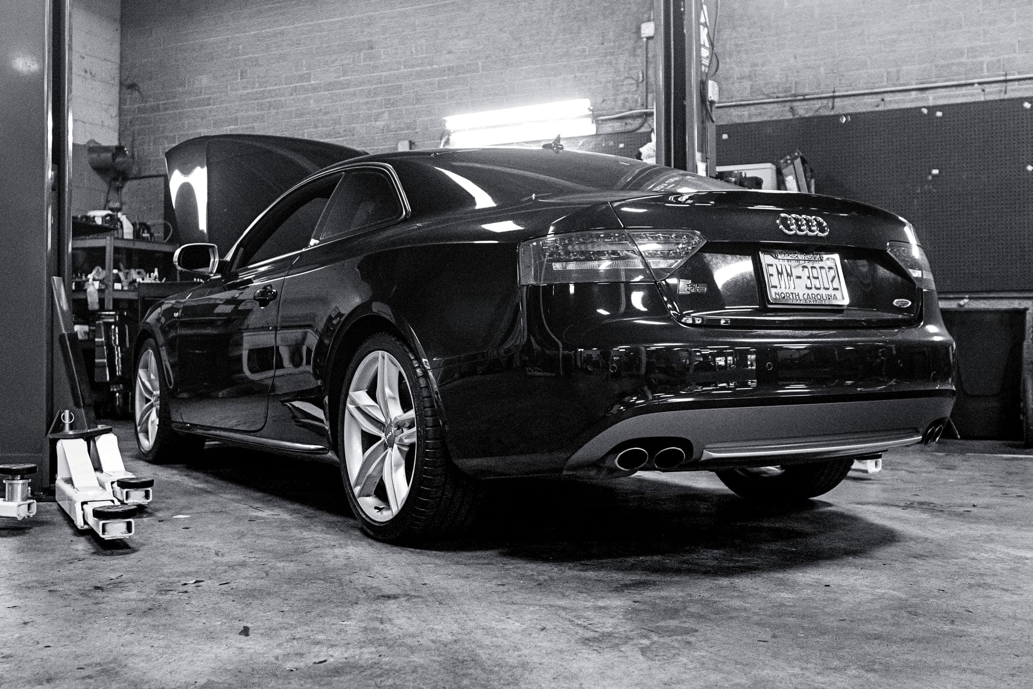 Audi S5 Carbon Cleaning and New Injectors