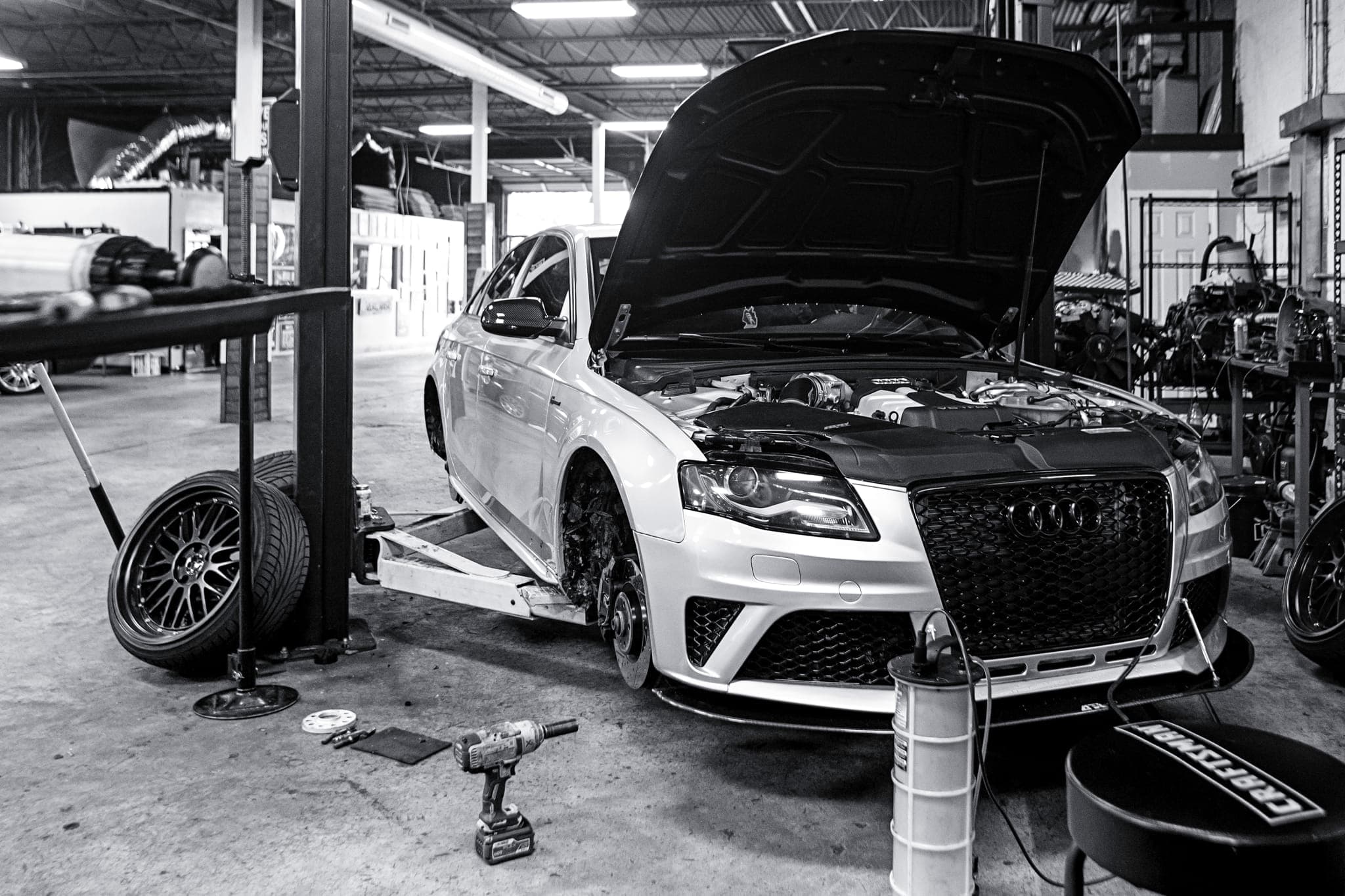 Modified Audi B8 S4 Oil Service