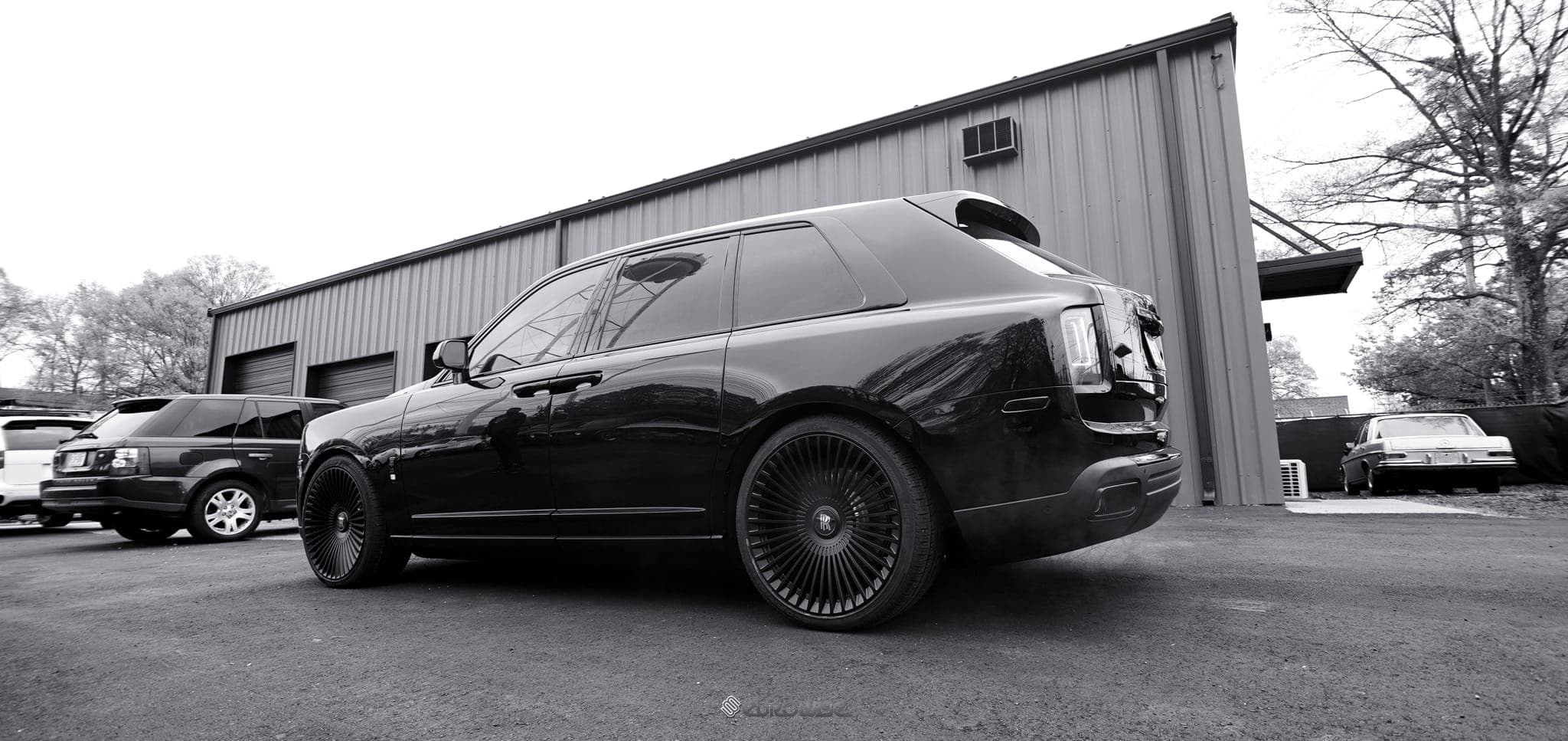 Rolls Royce Cullinan blacked out & 24" wheels at Eurowise