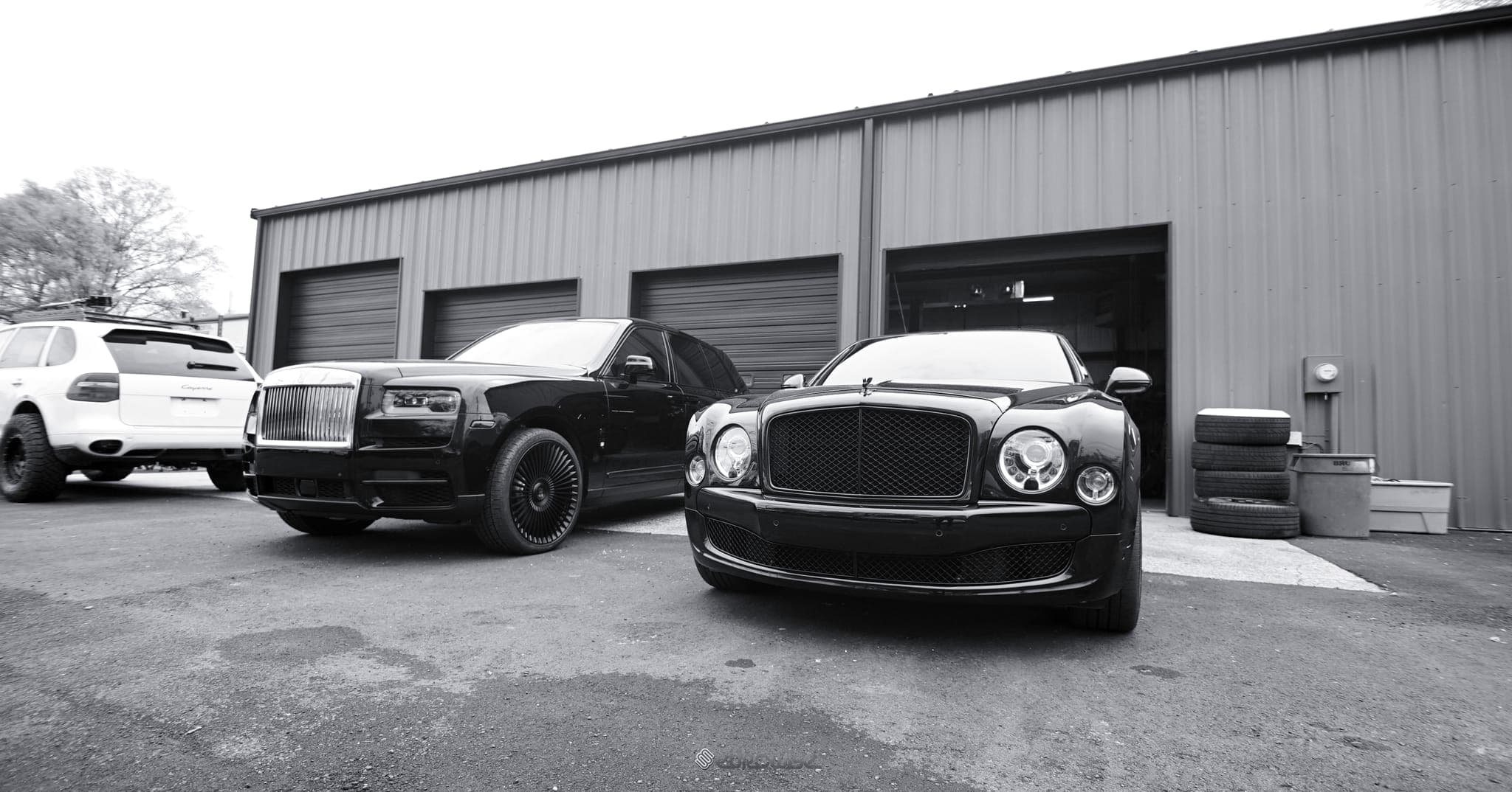 Rolls Royce Cullinan blacked out & 24" wheels at Eurowise