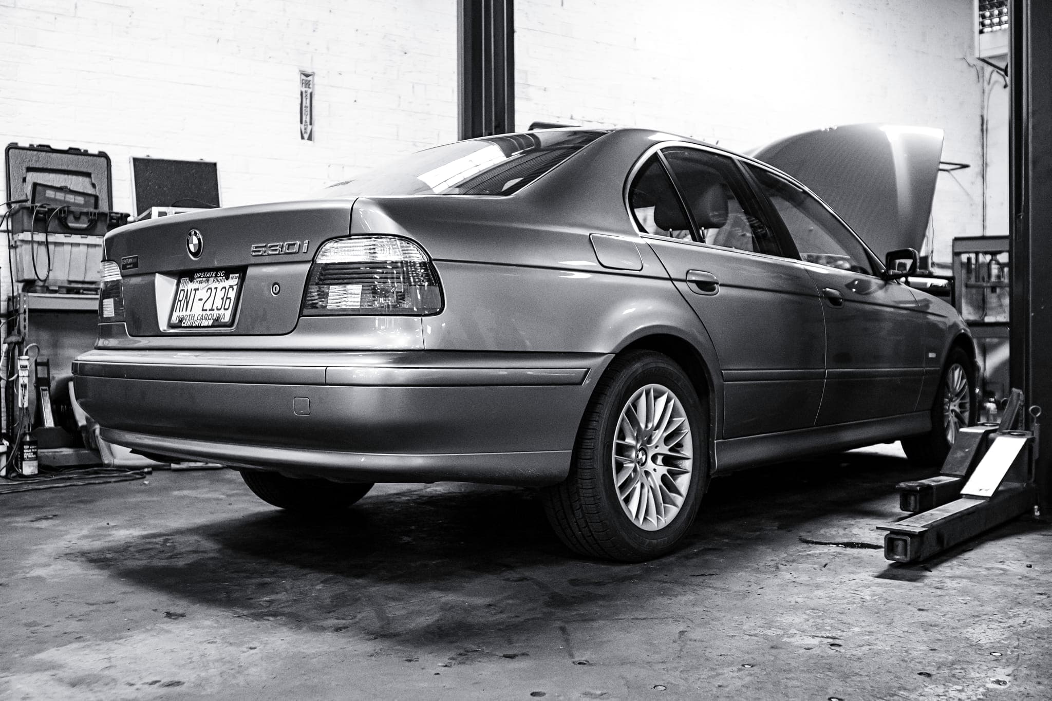 Motul Oil Service E39 BMW 5-series