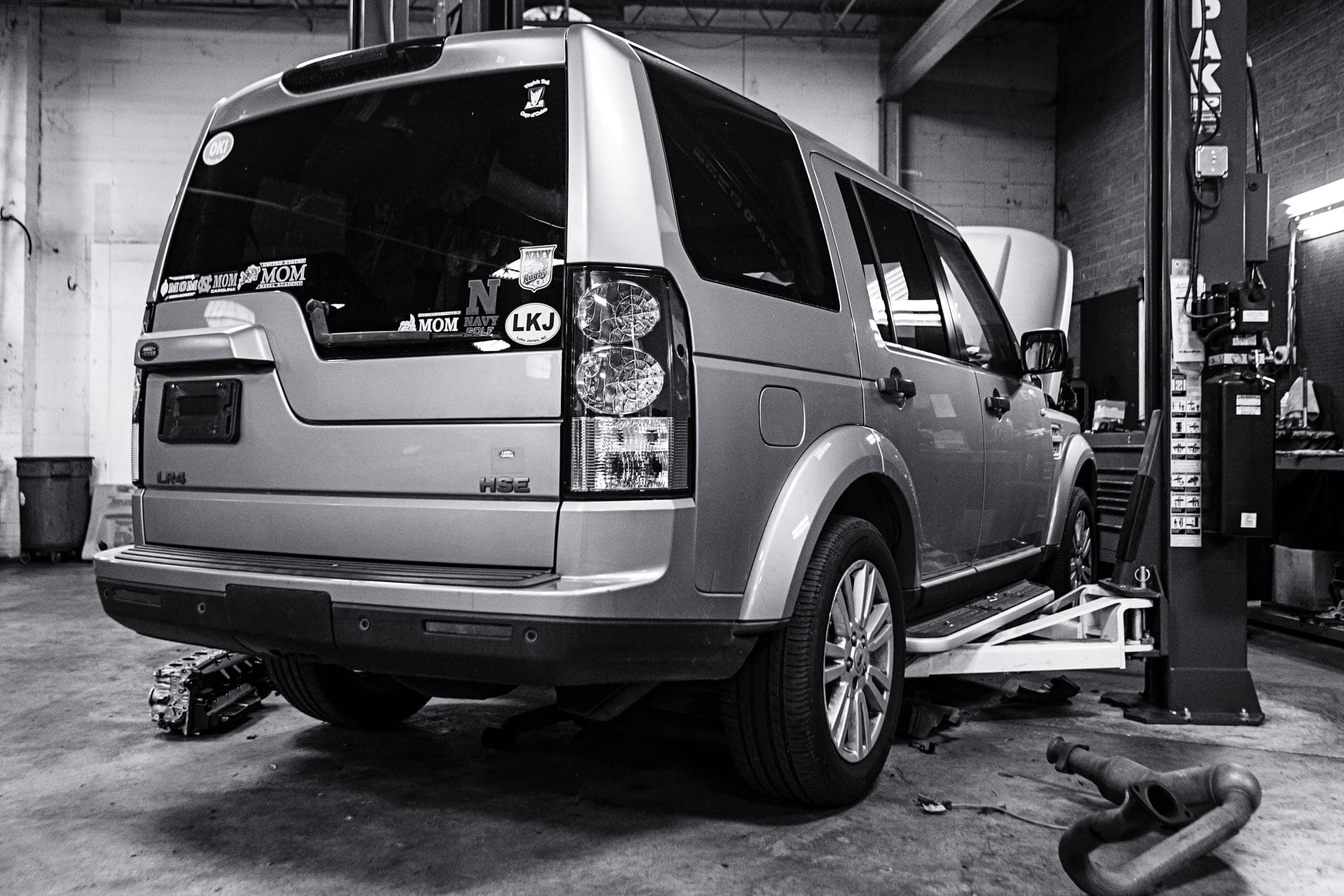 Land Rover LR4 Engine Replacement