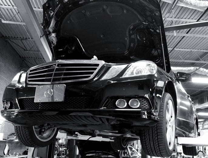 Mercedes E350 Service, Belt and Tensioners Replacement